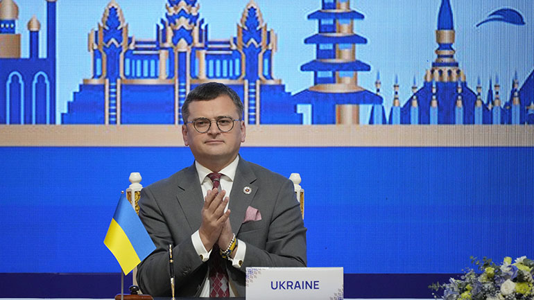 Ουκρανία-Πολωνία: Ουκρανοί εμπειρογνώμονες επιχειρούν στον τόπο όπου κατέπεσε ο επίμαχος πύραυλος